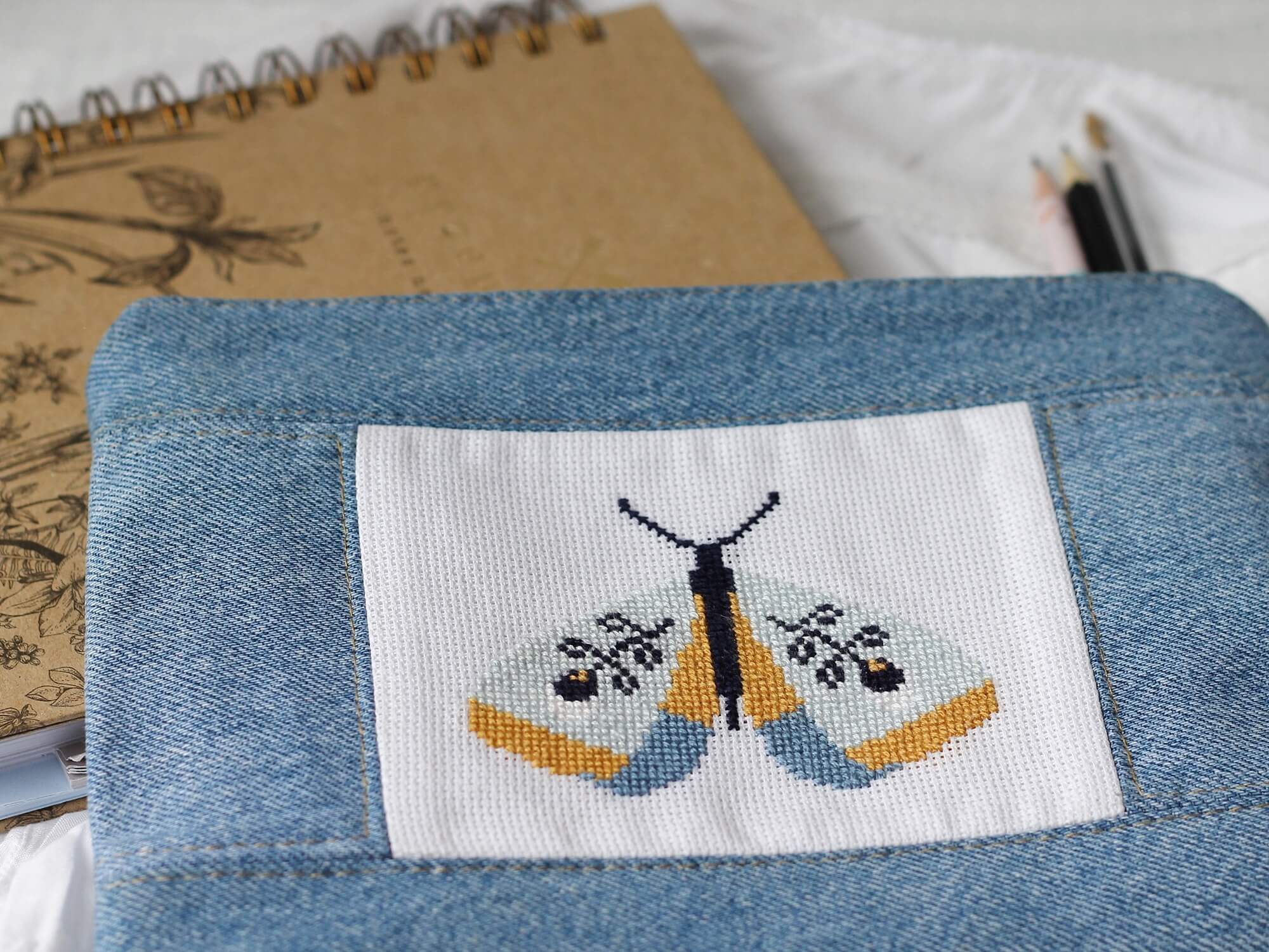 haftowana kosmetyczka